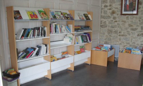 Bibliothèque de Saint-Bonnet-le-Froid