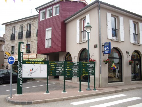 Commerces de la Communauté de Communes du Pays de Montfaucon